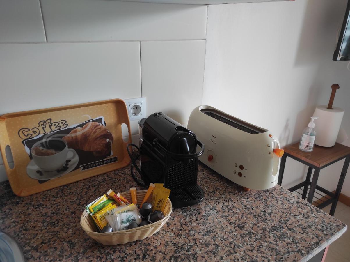 Holiday Nine Apartment Портиман Екстериор снимка
